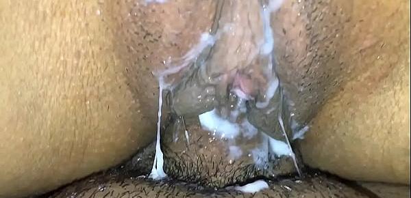  Su rica panocha llena de mi leche